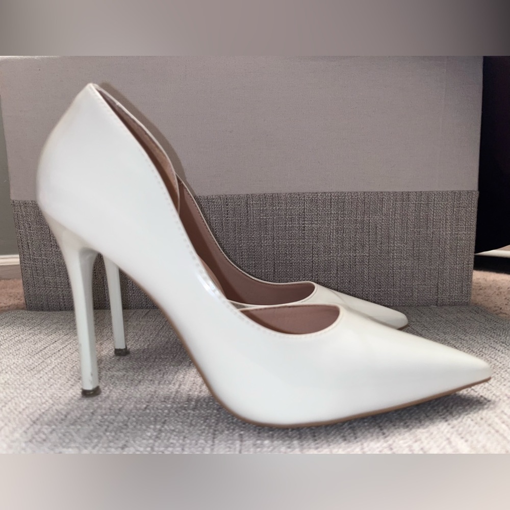 Elegant Point Toe Stiletto Heels
